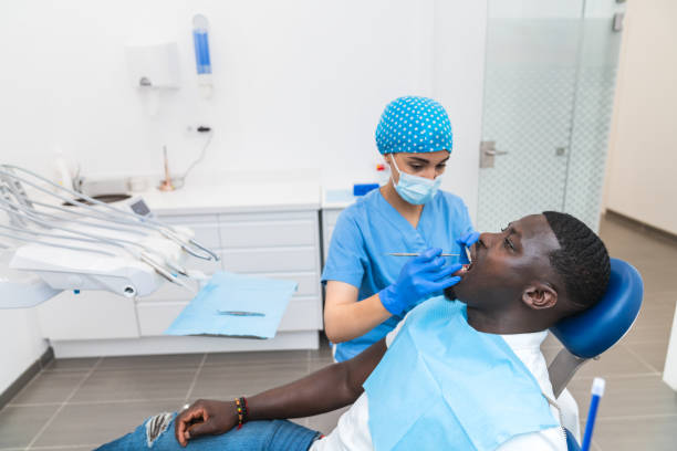 Best Emergency Dental Care for Broken or Chipped Teeth in Oak Trail Shores, TX